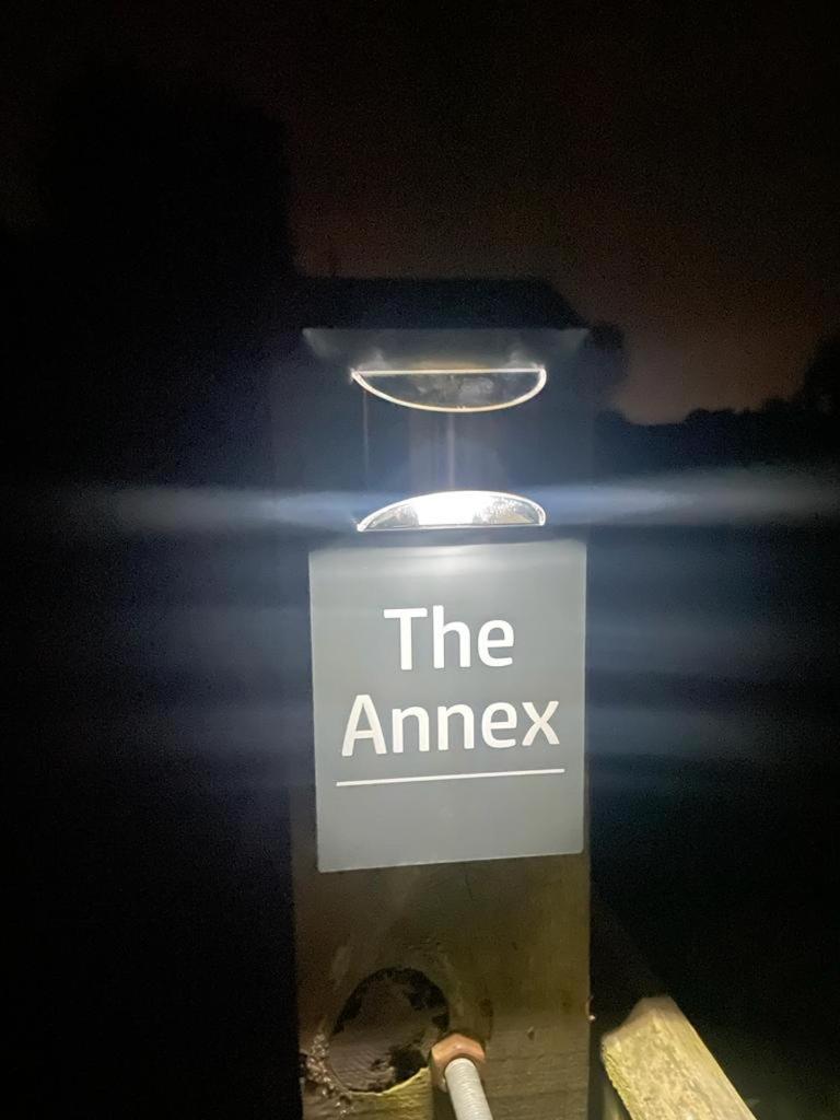 The Annex @ 3 East Town Cottages West Ashton Екстериор снимка